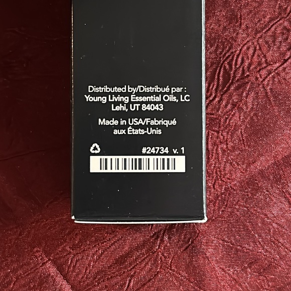 Savvy Minerals color Hazelnut Liquid Foundation - Picture 2 of 2